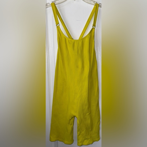 Forever 21 Ribbed Neon Yellow Spandex Shorts Romper - Picture 1 of 9